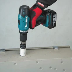 Perceuse Visseuse Makita 18V Avec 2 Batteries Li-Ion 3Ah DDF453SFE 7 Perceuse Visseuse Makita 18V Avec 2 Batteries Li-Ion 3Ah DDF453SFE -Kranzle-boutique perceusevisseuse18vliion3ahddf453sfe 311074 1