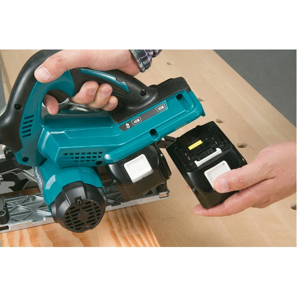 Coffret Scie Circulaire Makita DHS710PT4J 36V Ø 190 Mm X4 Batteries 5Ah 5 Coffret Scie Circulaire Makita DHS710PT4J 36V Ø 190 Mm X4 Batteries 5Ah – Image 3