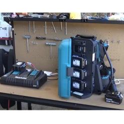 Support Dorsal Avec Pack énergie 18V Makita - 4 Batteries 5Ah + Chargeur Double -Kranzle-boutique support dorsal4